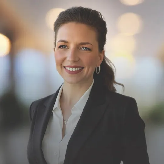 Nicole Braam, Agent in  - Compass