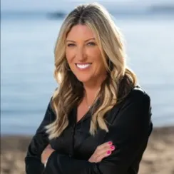 Mary Kleingartner, Agent in  - Compass