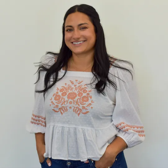 Mikaela Wiggins, Agent in  - Compass