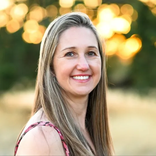 Katia Bidaurreta, Agent in  - Compass