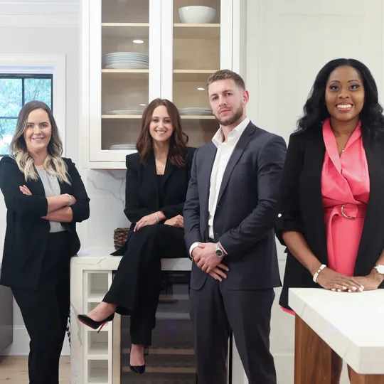 District Spotlight Group, Agent in  - Compass