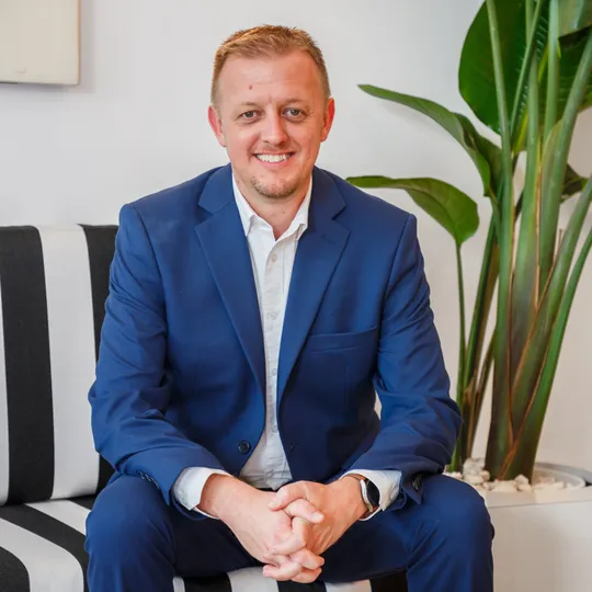 Chris Riley, Agent in  - Compass