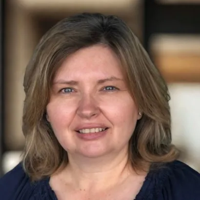 Lisa Wold, Agent in  - Compass