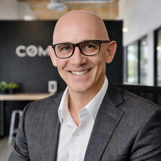 Louis Alayza, Agent in  - Compass