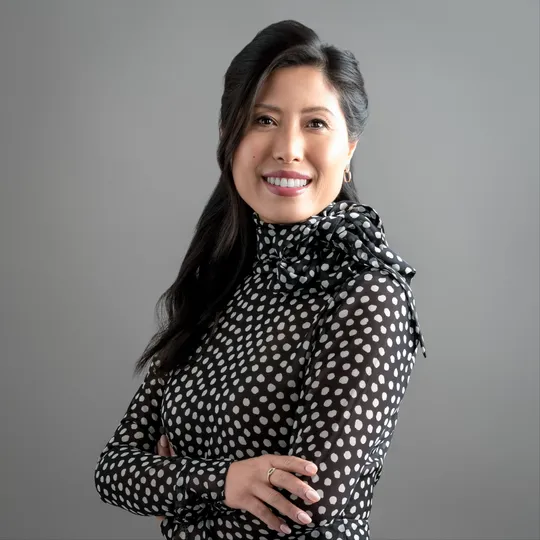 Chalet Kerr, Agent in  - Compass