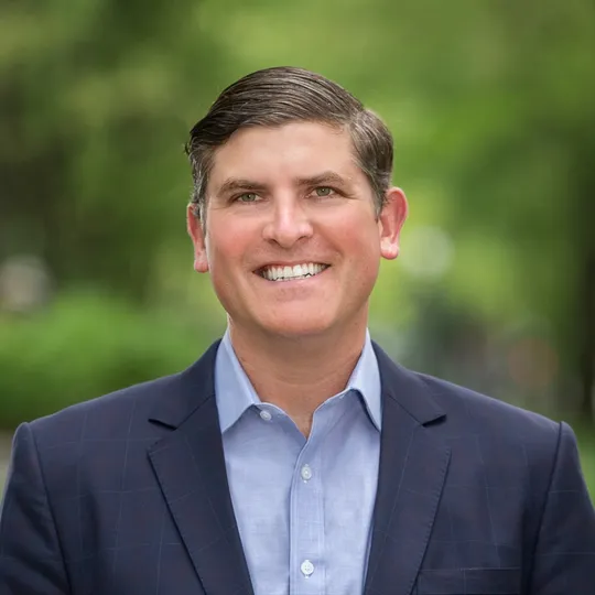 Brian MacKinnon, Agent in  - Compass