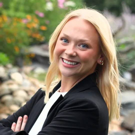 Brooke Spiker, Agent in  - Compass