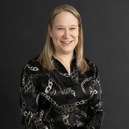 Eva Davis, Agent in  - Compass