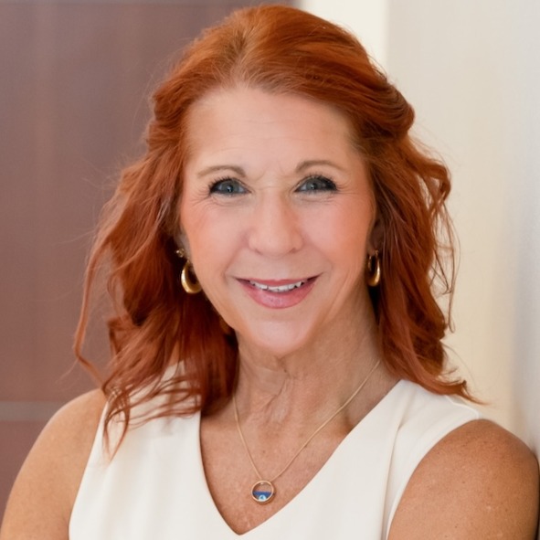 Headshot of Amy Smythe Harris