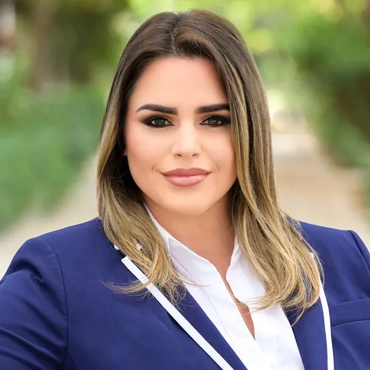 Patricia Hachar, Agent in  - Compass