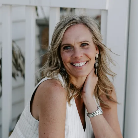 Kelly Perkins, Agent in  - Compass