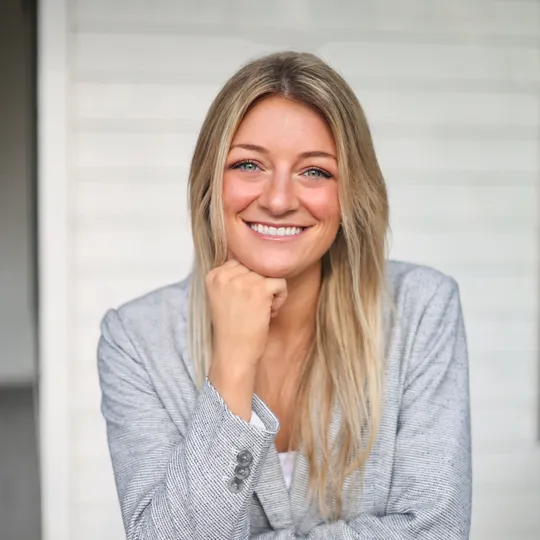 Mackenzie Patterson, Agent in  - Compass