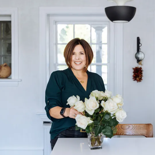 Wendy Schwartz, MSW, Agent in  - Compass