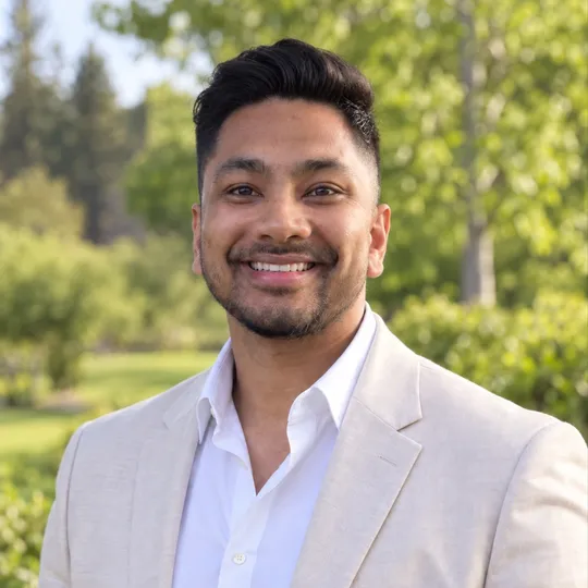 Aman Narayan, Agent in  - Compass