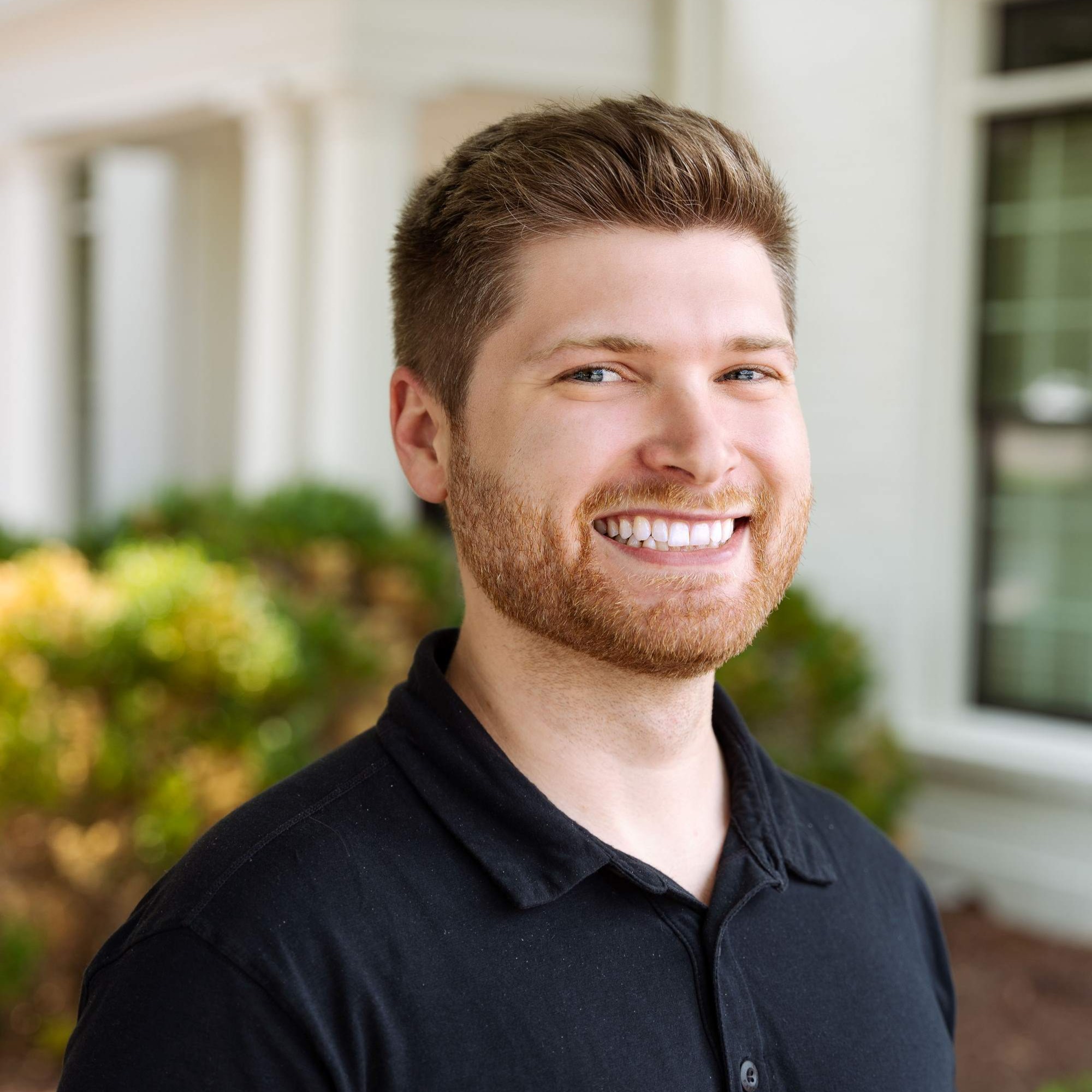 Headshot of Zach Teige