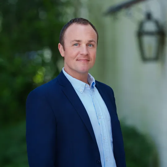 Alan Kroutter, Agent in  - Compass