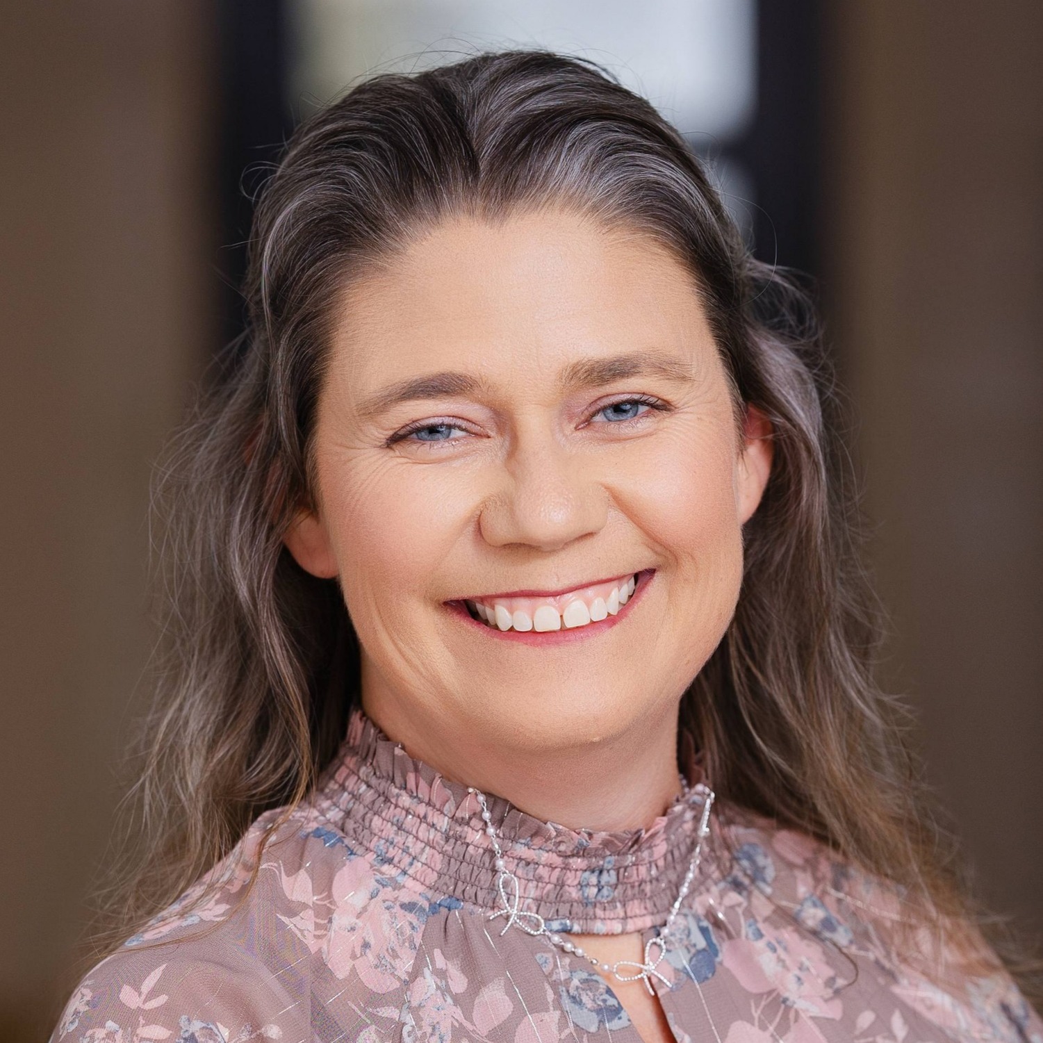 Headshot of Wendy Chapman