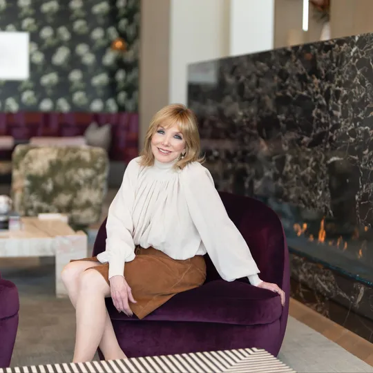 Susan Ledesma, Agent in  - Compass