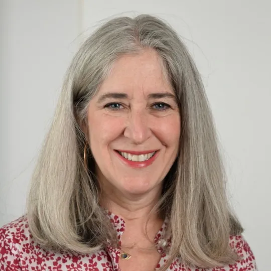 Donna Kusiatin, Agent in  - Compass