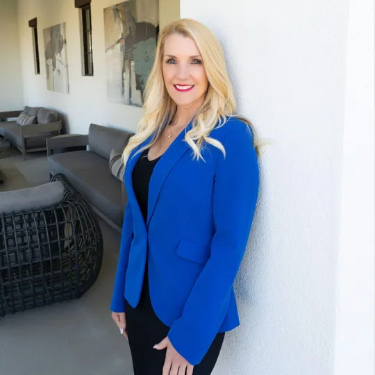Andrea Kisling, Agent in  - Compass