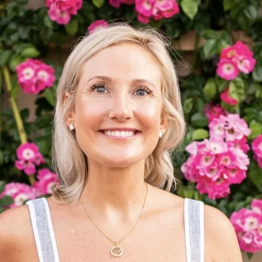 Caroline Cochran, Agent in  - Compass