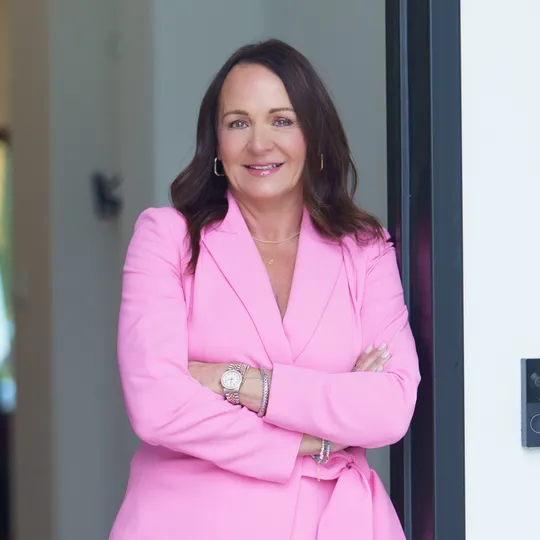 Shannon Johnson, Agent in  - Compass