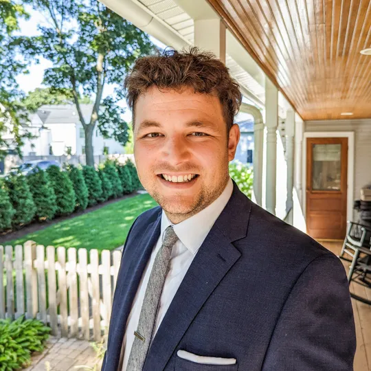 Hayes Tiggelaar, Agent in  - Compass