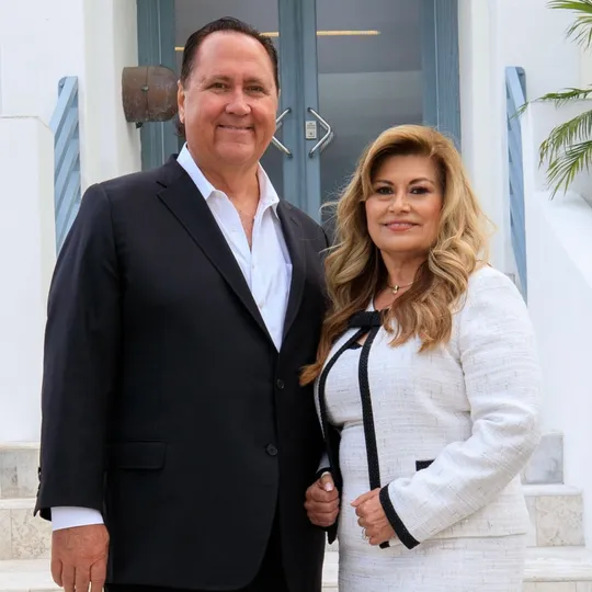 Lyle & Grace Caddell, Agent in  - Compass