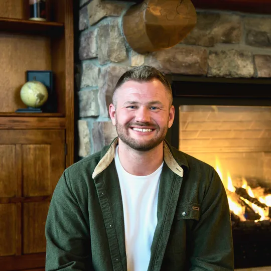 Kyle Vasey, Agent in  - Compass