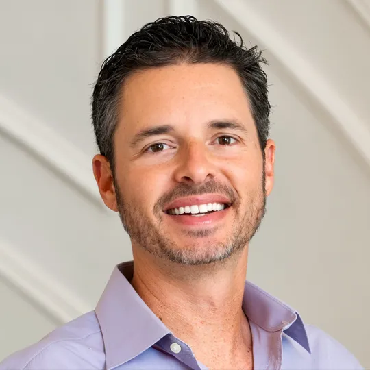 Mike Hazan, Agent in  - Compass