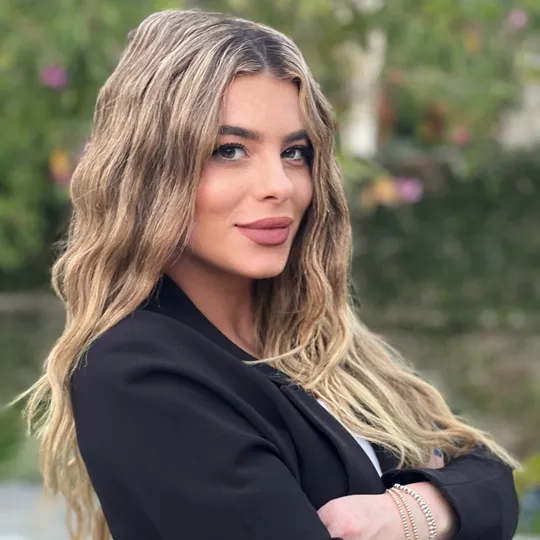 Brooke Held, Agent in  - Compass