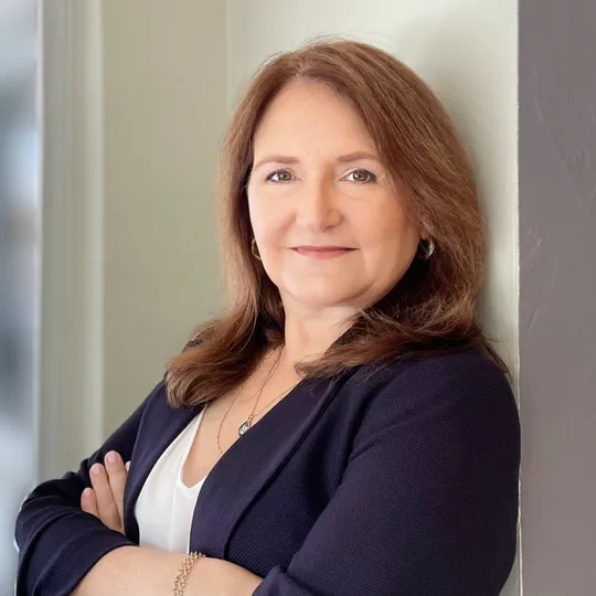 Irene Steslow, Agent in  - Compass