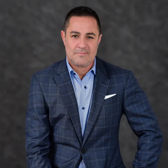 Scott Roback, Agent in  - Compass