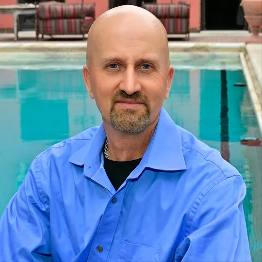 Jason van Ostrander, Agent in  - Compass