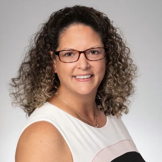 Jennifer Scott, Agent in  - Compass