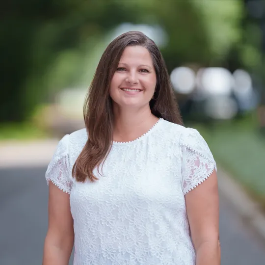 Kristy Falterman, Agent in  - Compass