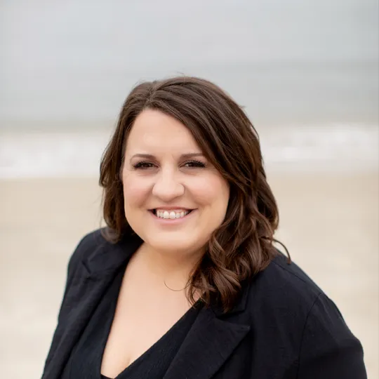 Colleen O'Hara, Agent in  - Compass