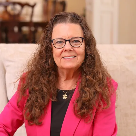 Debbie Gill, Agent in  - Compass