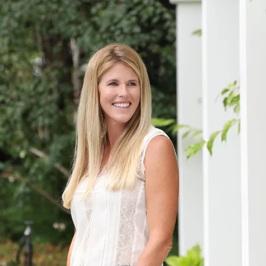 Jennifer Alfaro, Agent in  - Compass