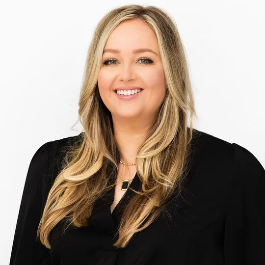 Nicole Christensen, Agent in  - Compass