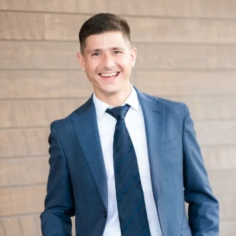 Michael Douglas, Agent in  - Compass