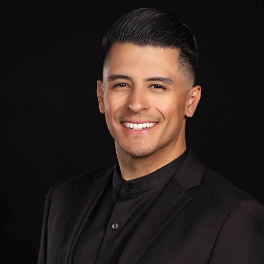 Peter Sandoval, Agent in  - Compass