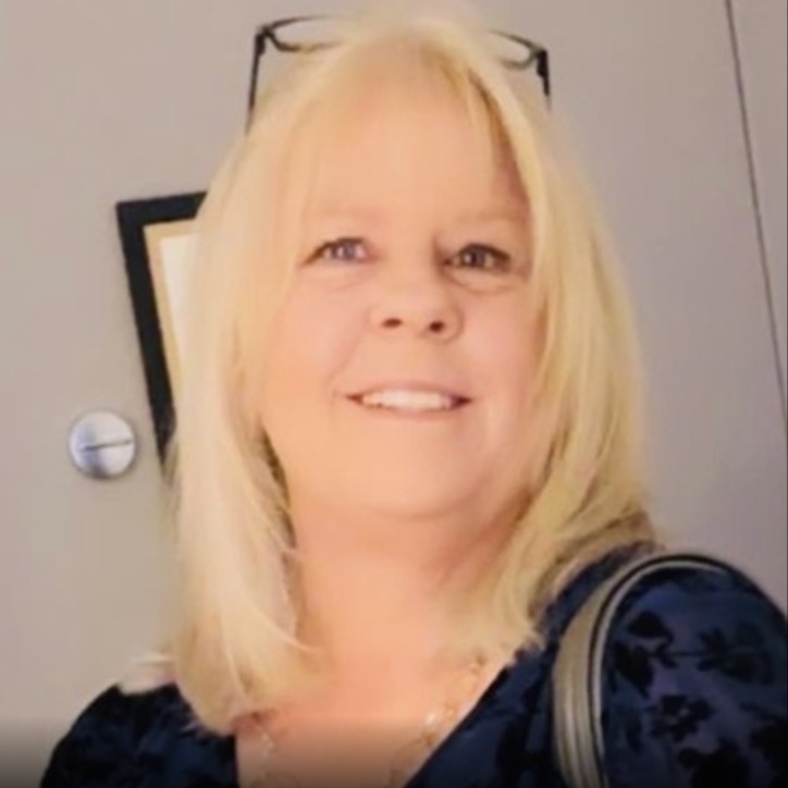Headshot of Deborah Gray