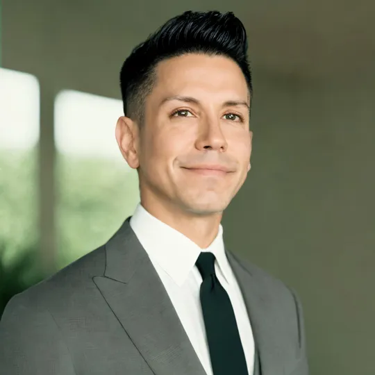 Yanger Tapp, Agent in  - Compass