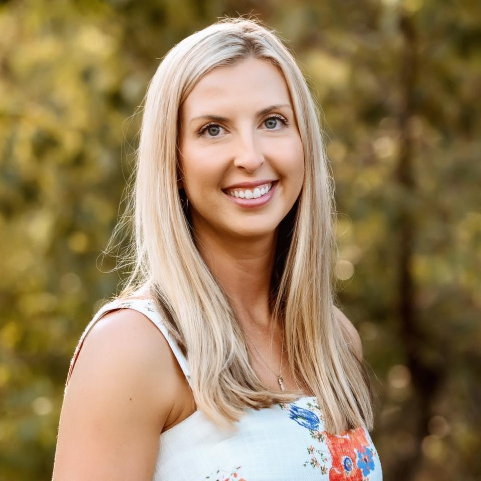 Headshot of Christina Guthrie