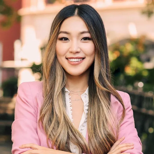 Sangmi Park, Agent in  - Compass