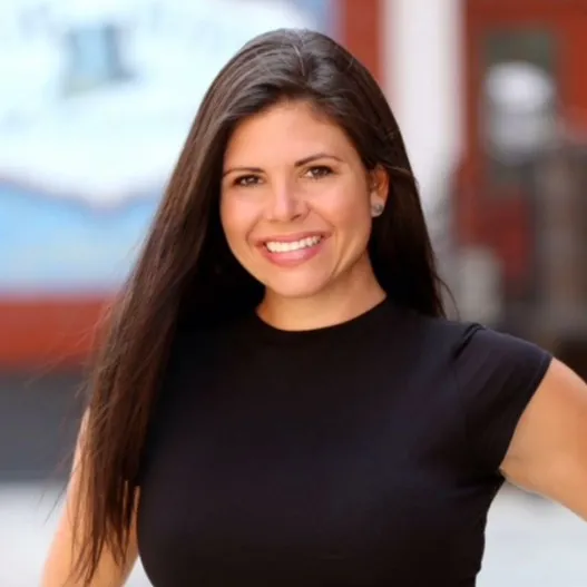 Rachael Staude, Agent in  - Compass