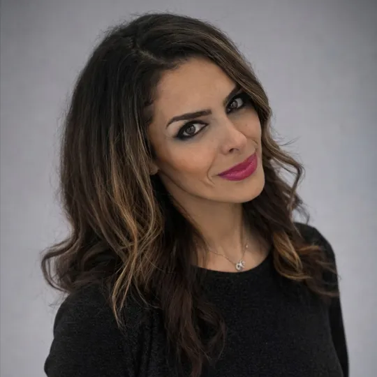 Mania Manavi, Agent in  - Compass