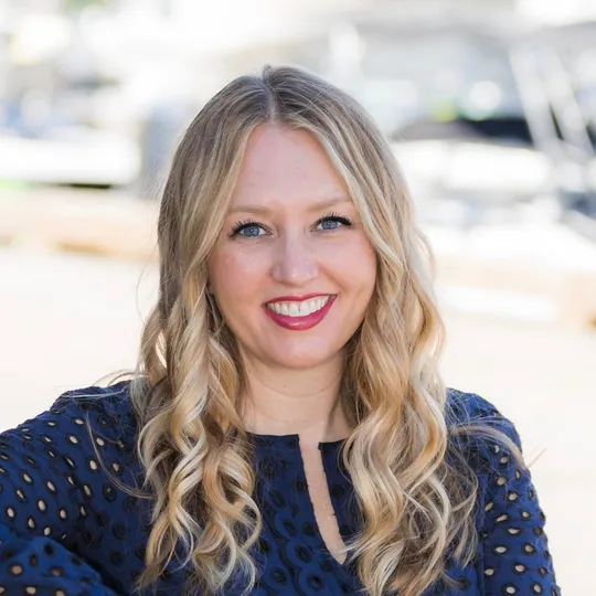 Amy Zier, Agent in  - Compass