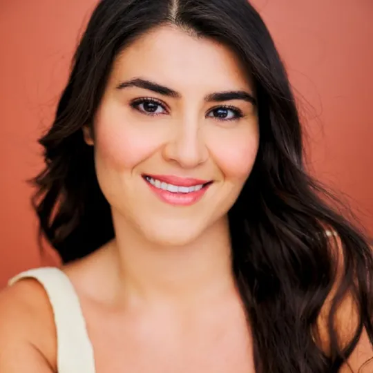 Merri Rashoyan, Agent in  - Compass